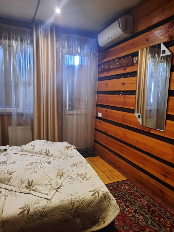 Kitech Guest House Odessa Exteriör bild