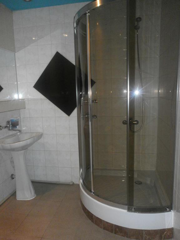 Kitech Guest House Odessa Exteriör bild